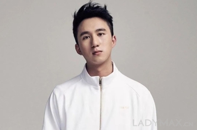 深度 | 以匠心工艺构筑潮流仪式感 王嘉尔个人潮牌如何与消费者建立情感联结